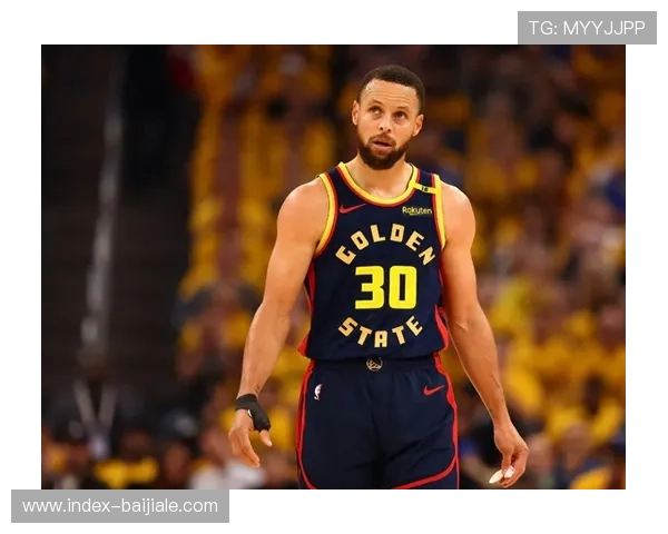 勇士科尔换人调整激活桑托斯,经验与活力组合扭转战局